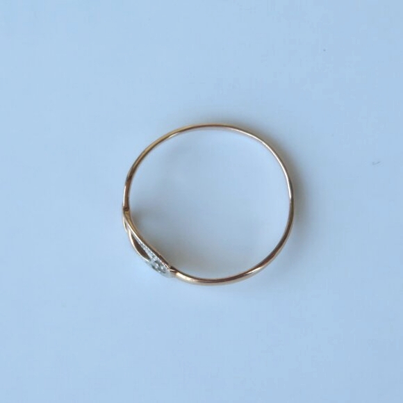 Elegant Twisted 14K Rose Gold CZ Ring. Size 7.25 - Picture 8 of 15